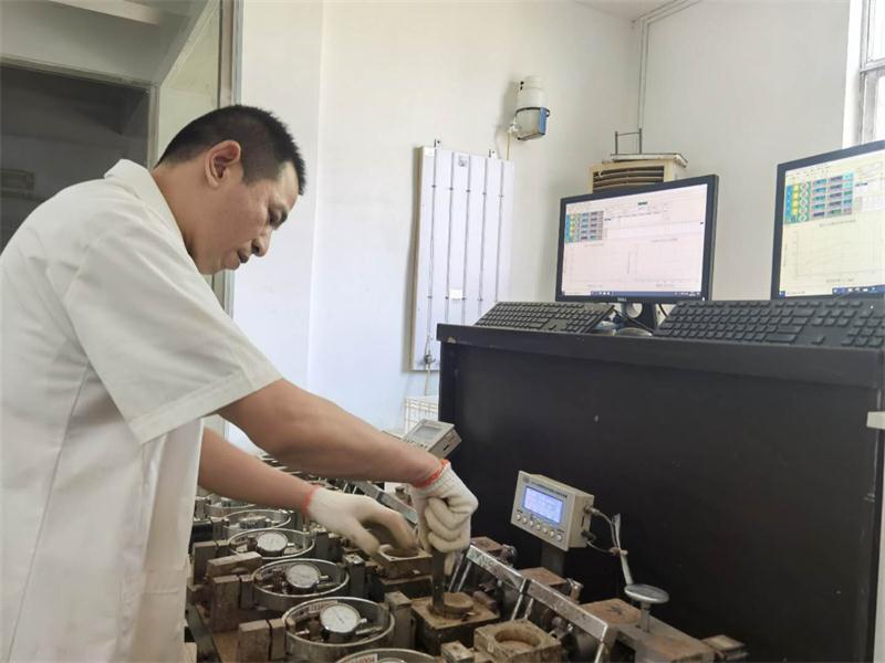 公司同002A：土工試驗甲級，可以承擔甲級及以下工程勘察資格所能承擔工程勘察項目的土工試驗任務(wù)； 聯(lián)系人：任玲，電話：18653883892(圖2)