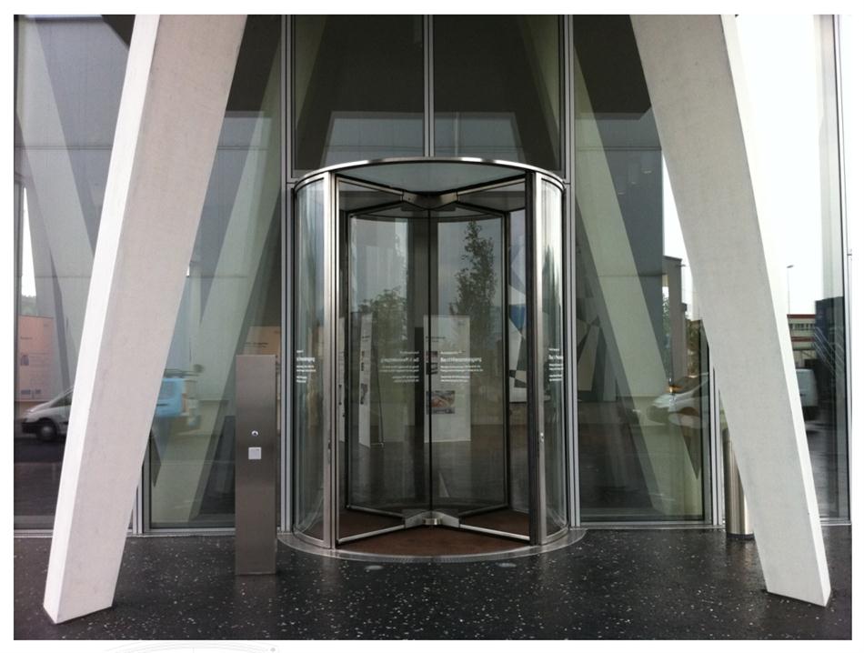 “水晶旋轉(zhuǎn)門(mén)”讓建筑、裝飾設(shè)計(jì)師更加自如！(圖2)